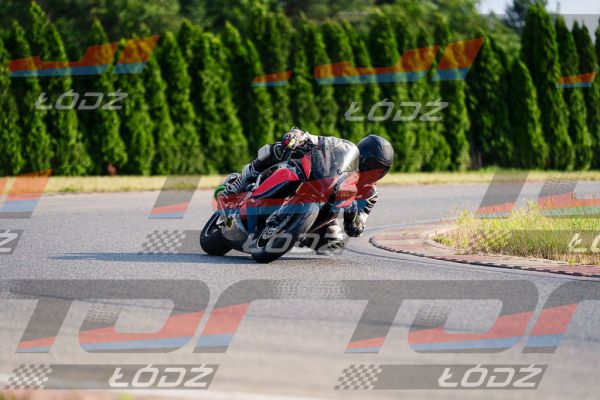 25.06.20 TM-2334.jpg