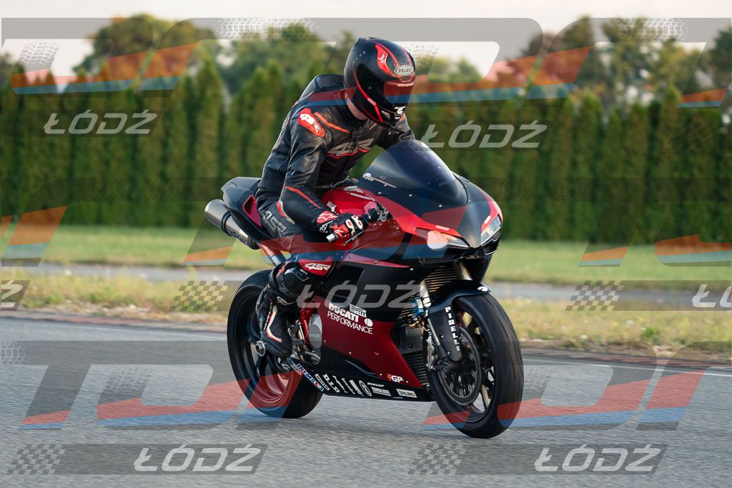 26.09.12 TM-4881.jpg