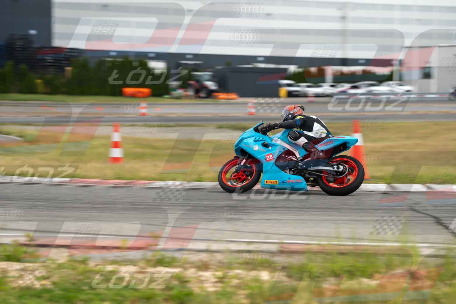 010626TDmoto-174.jpg