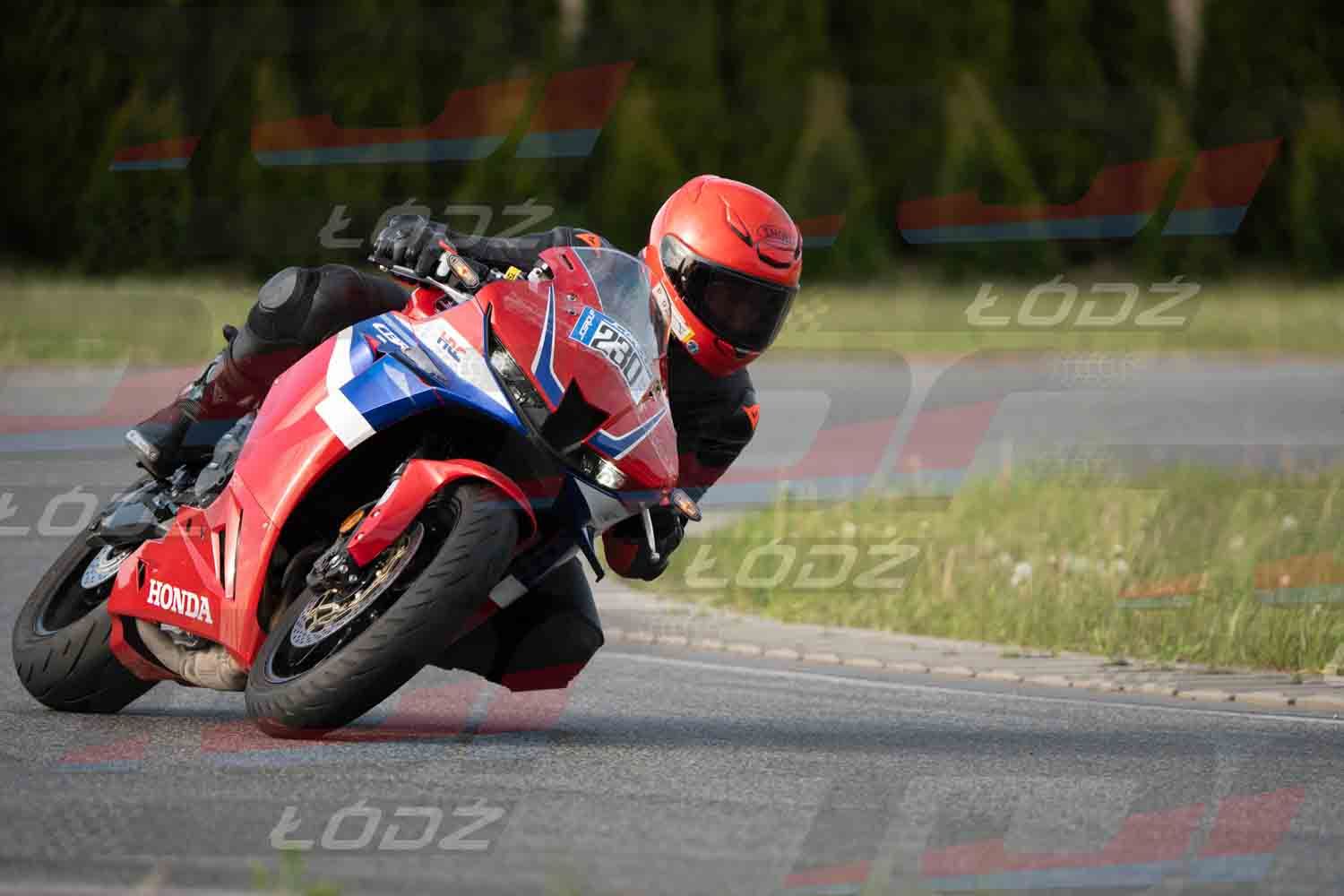 040526trackday-106.jpg