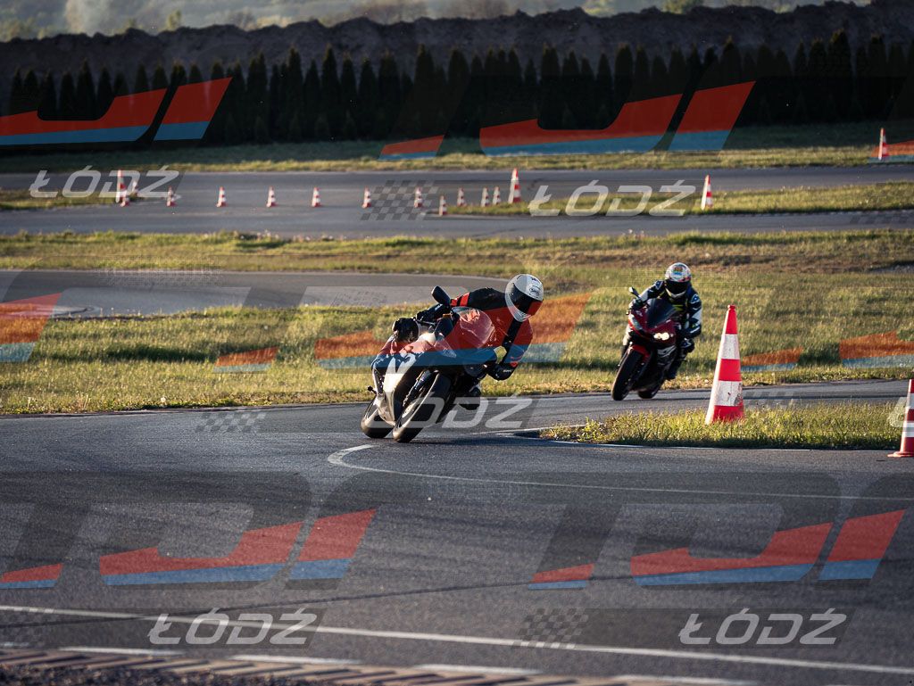 26.05.02 TM-2900.jpg