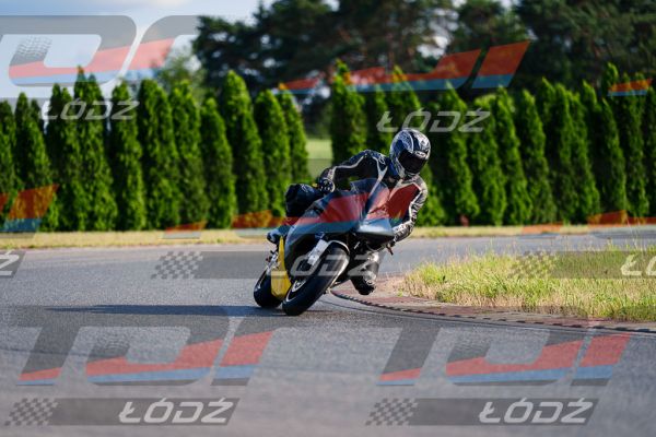 25.06.20 TM-2557.jpg