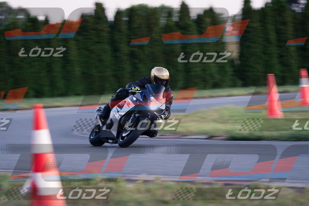 26.09.06 TM-3506.jpg