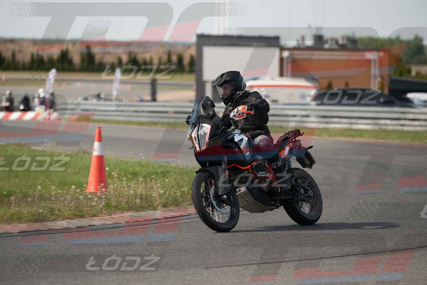 040526szkolenie-4.jpg