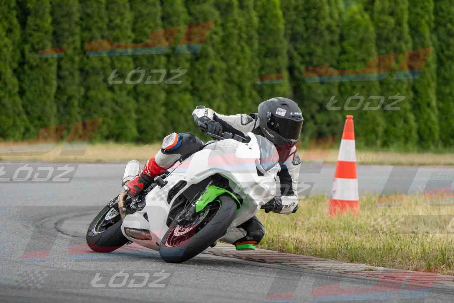 010626TDmoto-149.jpg