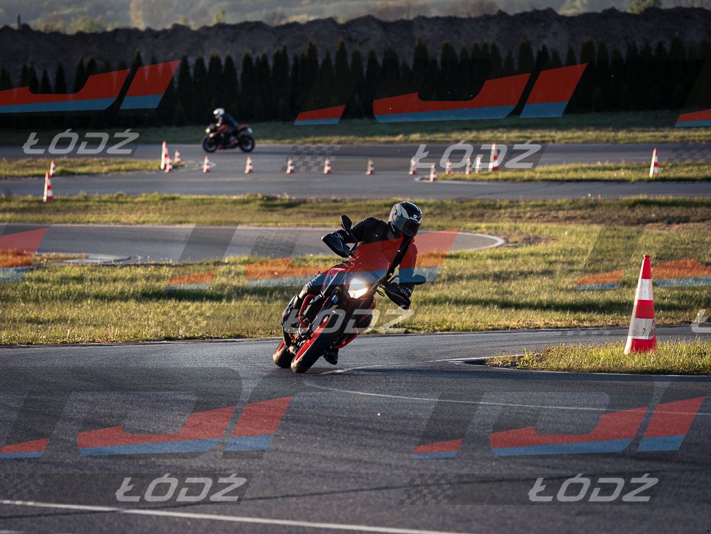 26.05.02 TM-2971.jpg