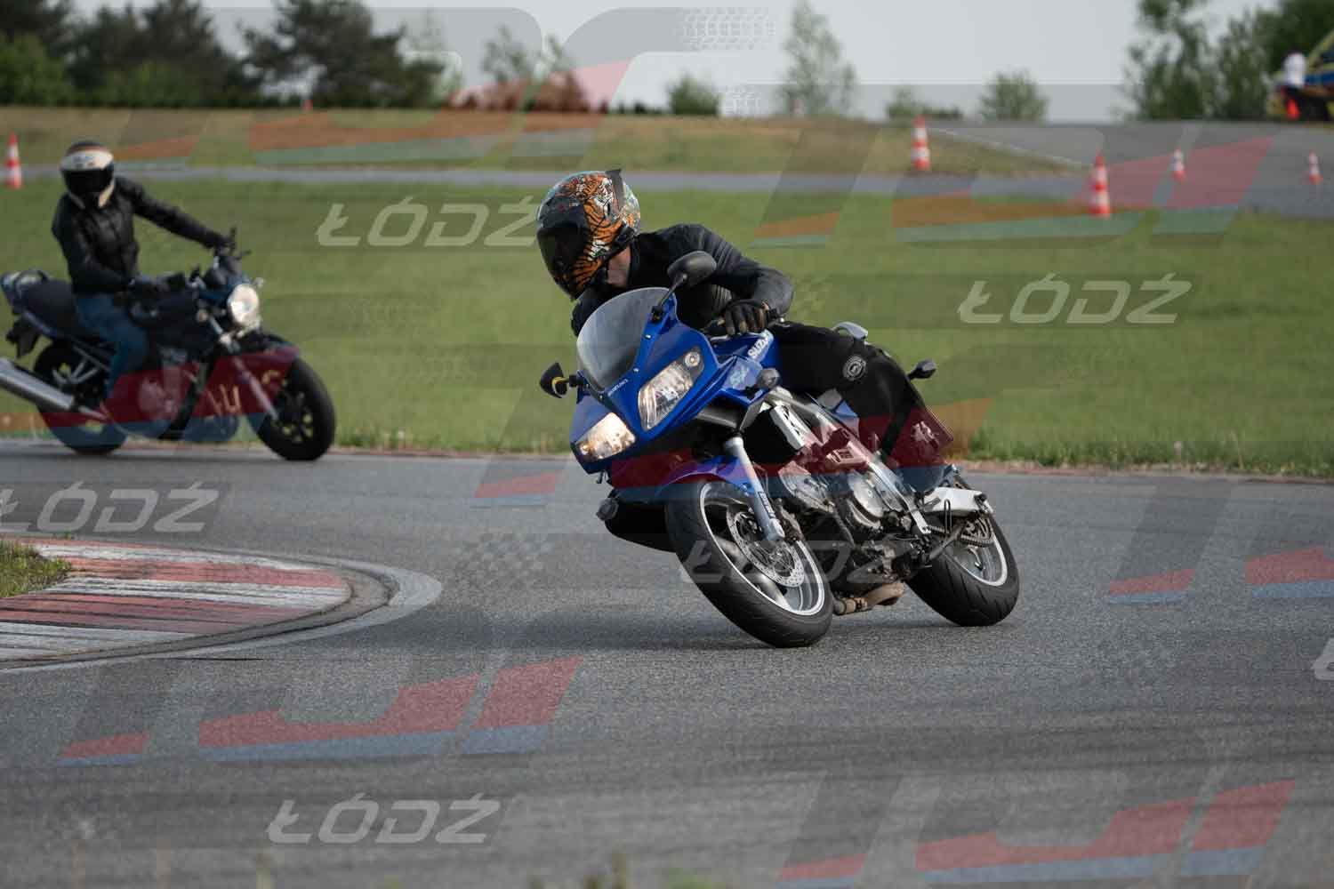 040526trackday-128.jpg