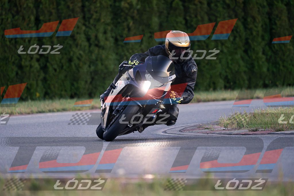 26.09.06 TM-3421.jpg