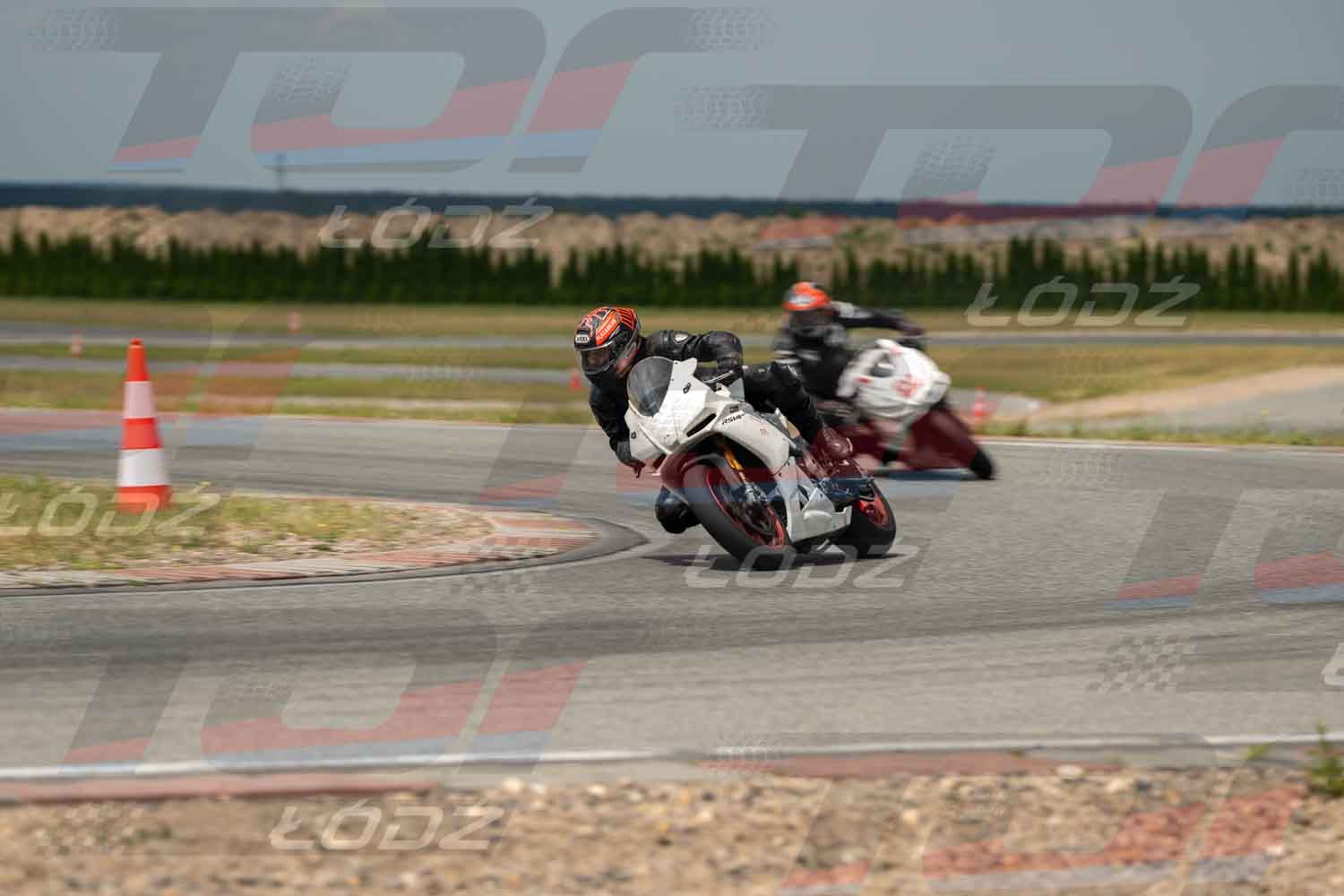 010626TDmoto-194.jpg