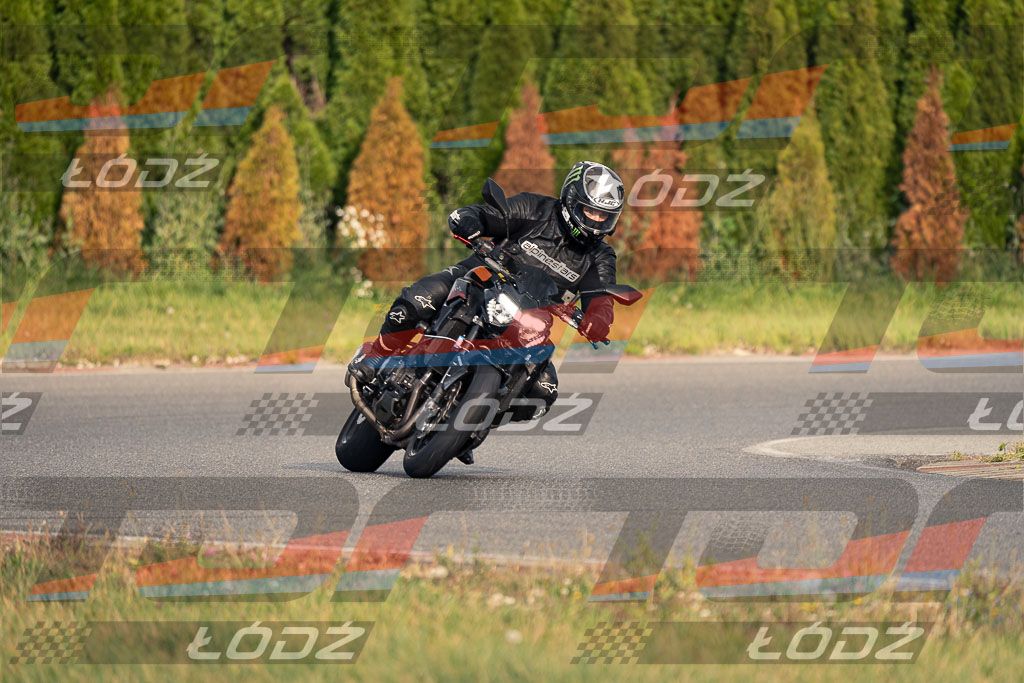 26.09.12 TM-3690.jpg
