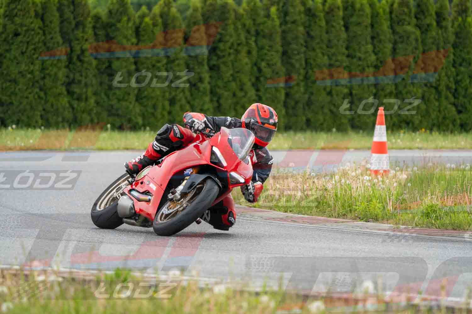 160526trackday (59 of 152).jpg