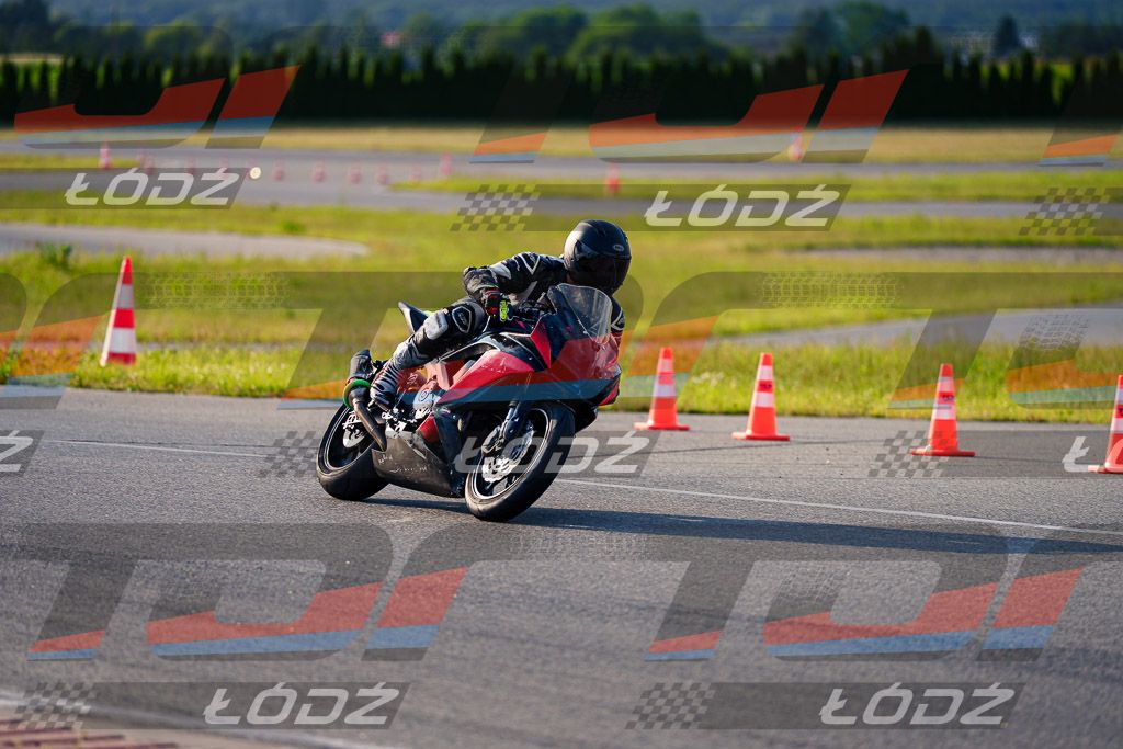 25.06.20 TM-5006.jpg