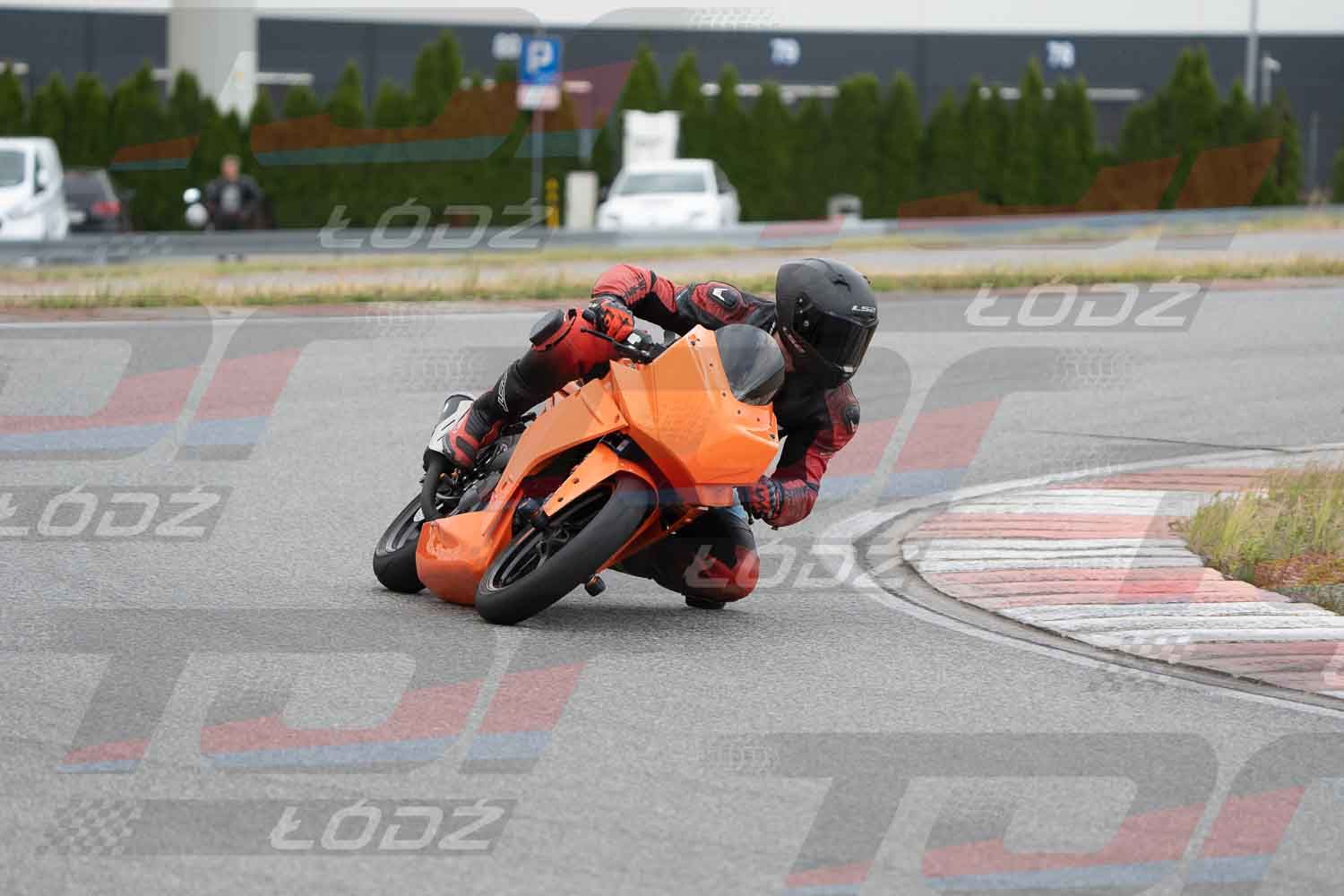 110726trackday (74 of 142).jpg