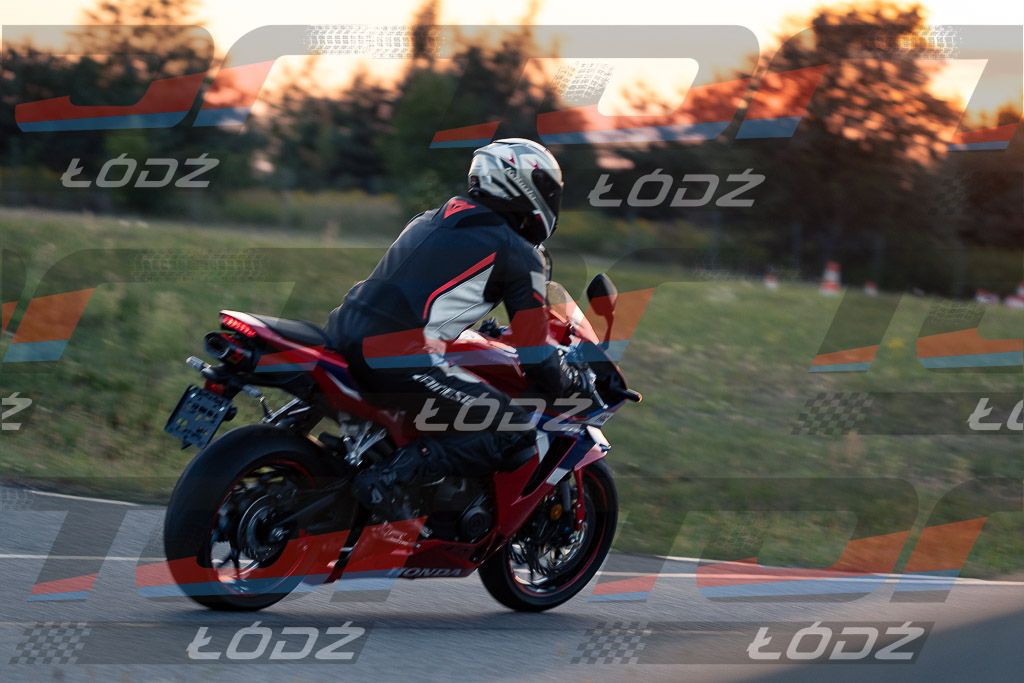 26.09.12 TM-5297.jpg