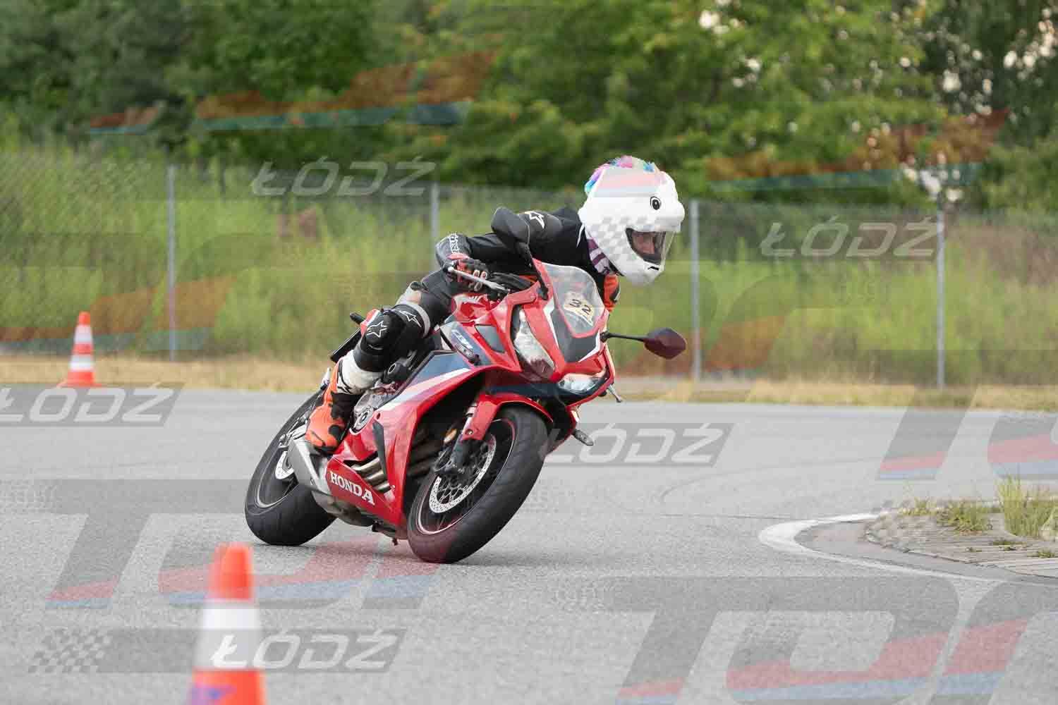 110726trackday (83 of 142).jpg