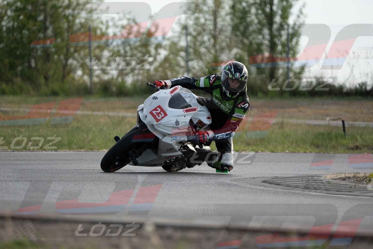 040526trackday-199.jpg