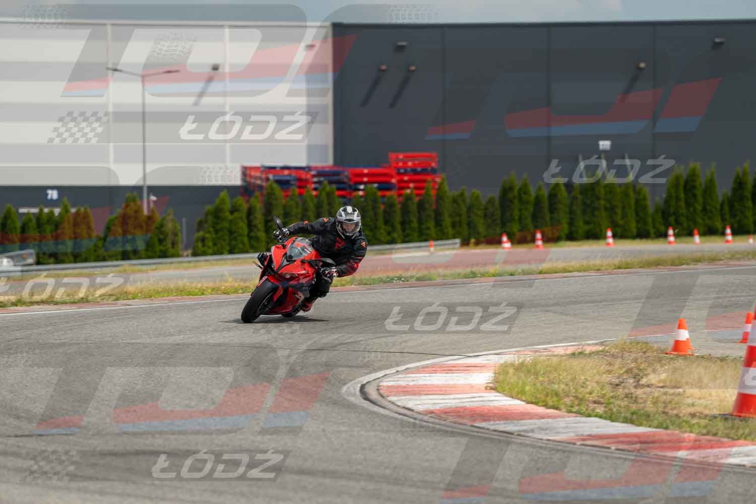 010626TDmoto-188.jpg