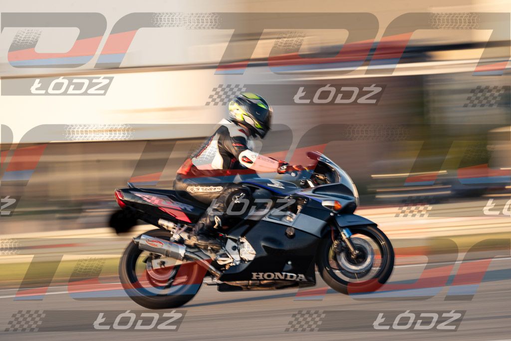 26.09.12 TM-4630.jpg