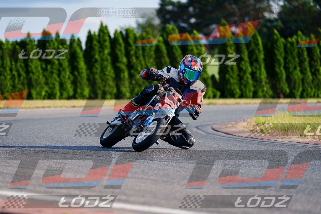 25.06.20 TM-2673.jpg