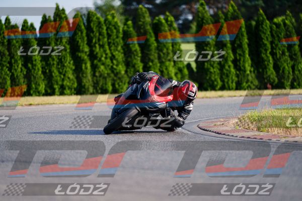 25.06.20 TM-2477.jpg