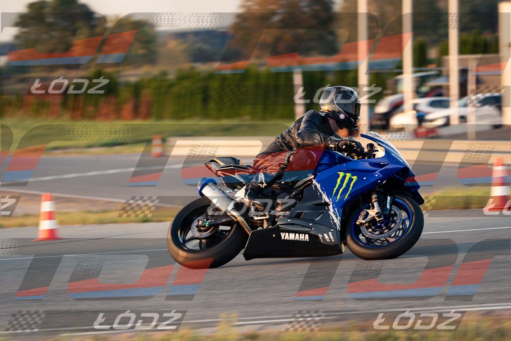 26.09.12 TM-5104.jpg