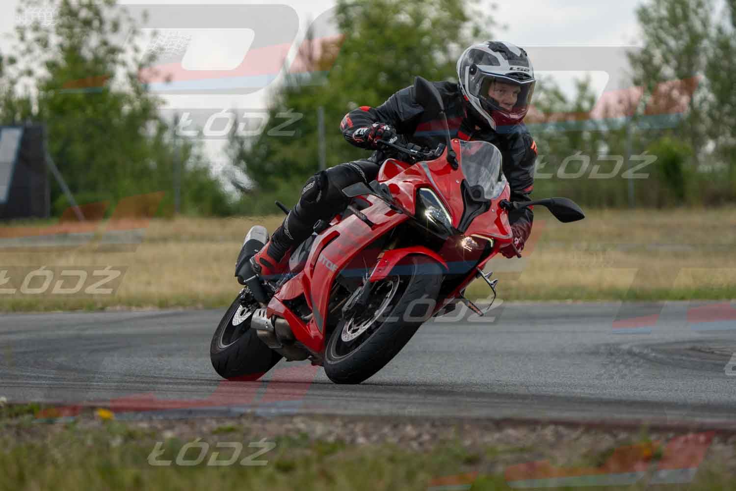 010626TDmoto-91.jpg