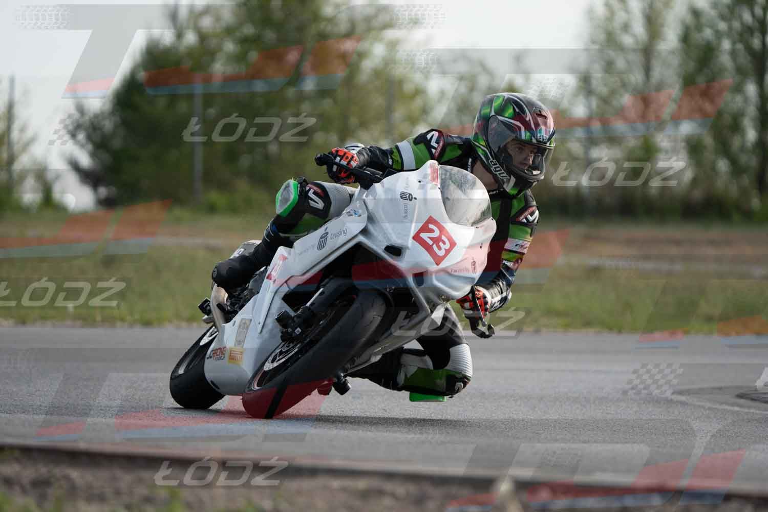 040526trackday-201.jpg