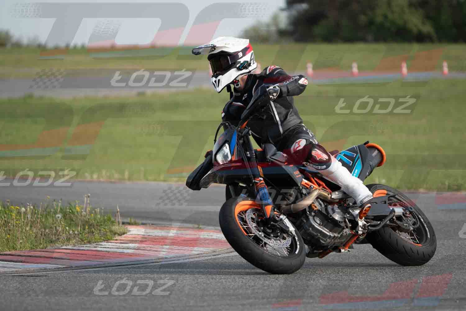 040526trackday-49.jpg