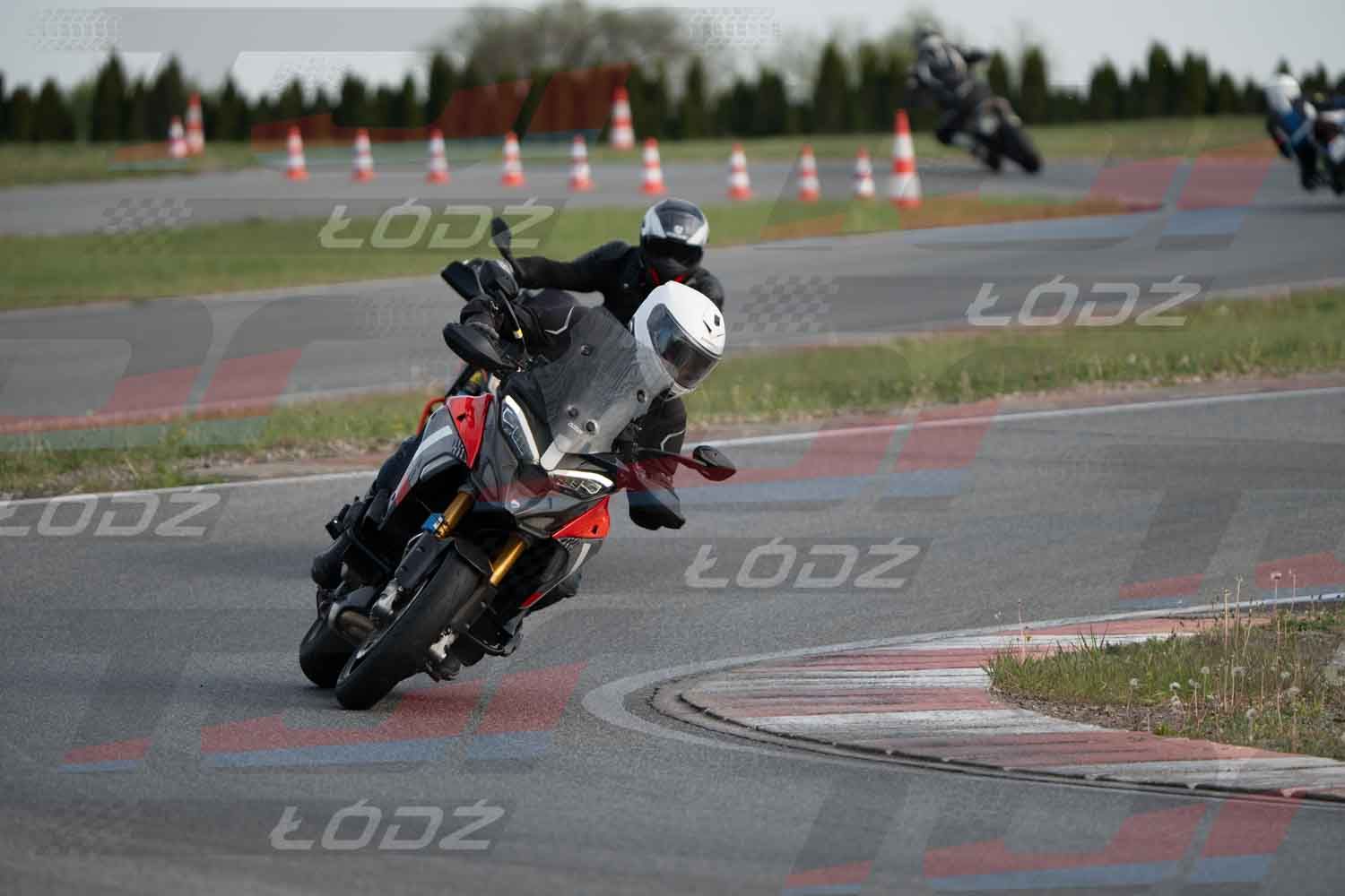 040526trackday-143.jpg