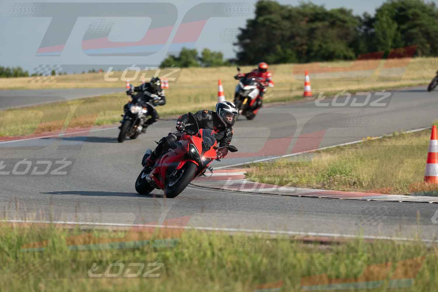 170626trackday (177 of 217).jpg
