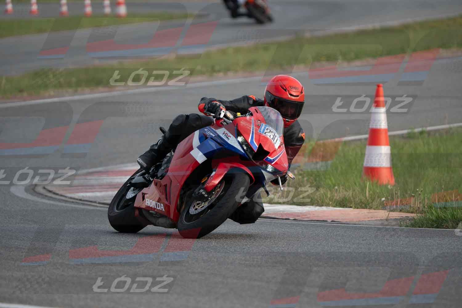 040526trackday-151.jpg