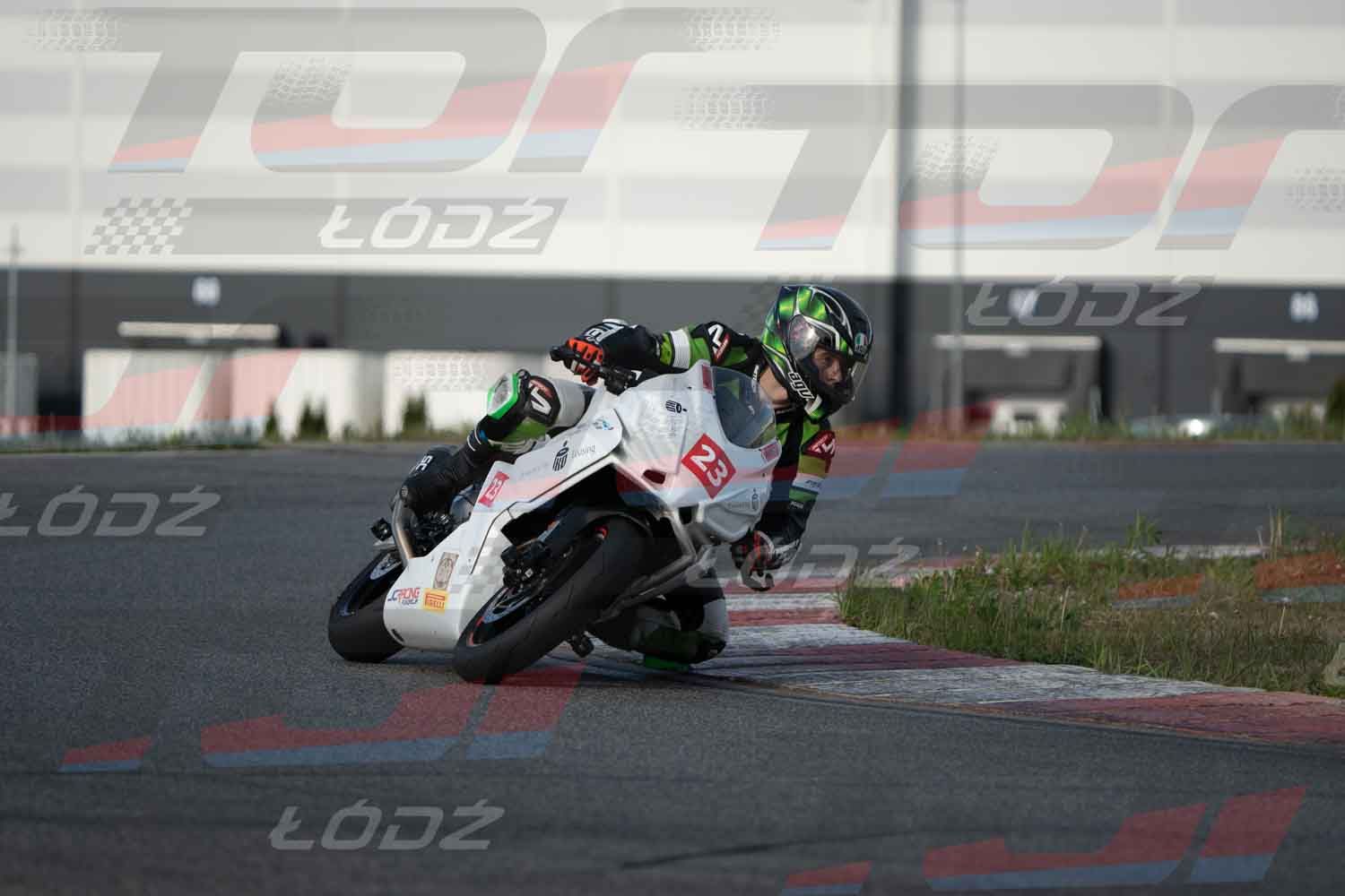 040526trackday-230.jpg