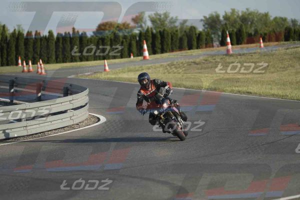 010525TDmoto (70).jpg