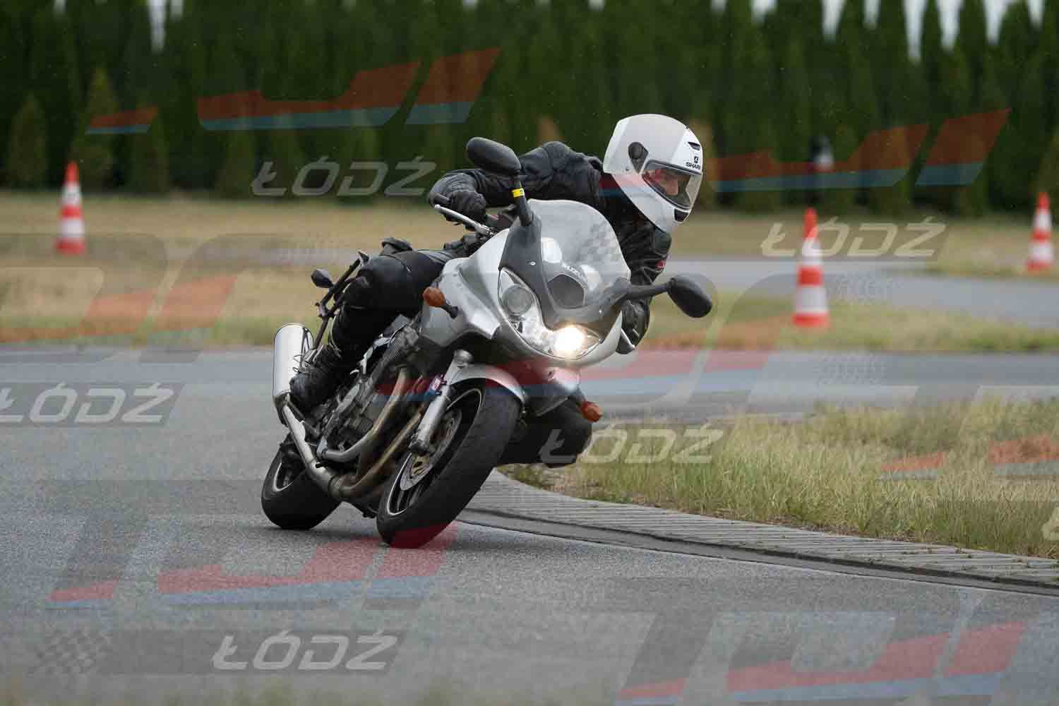 110726trackday (106 of 142).jpg