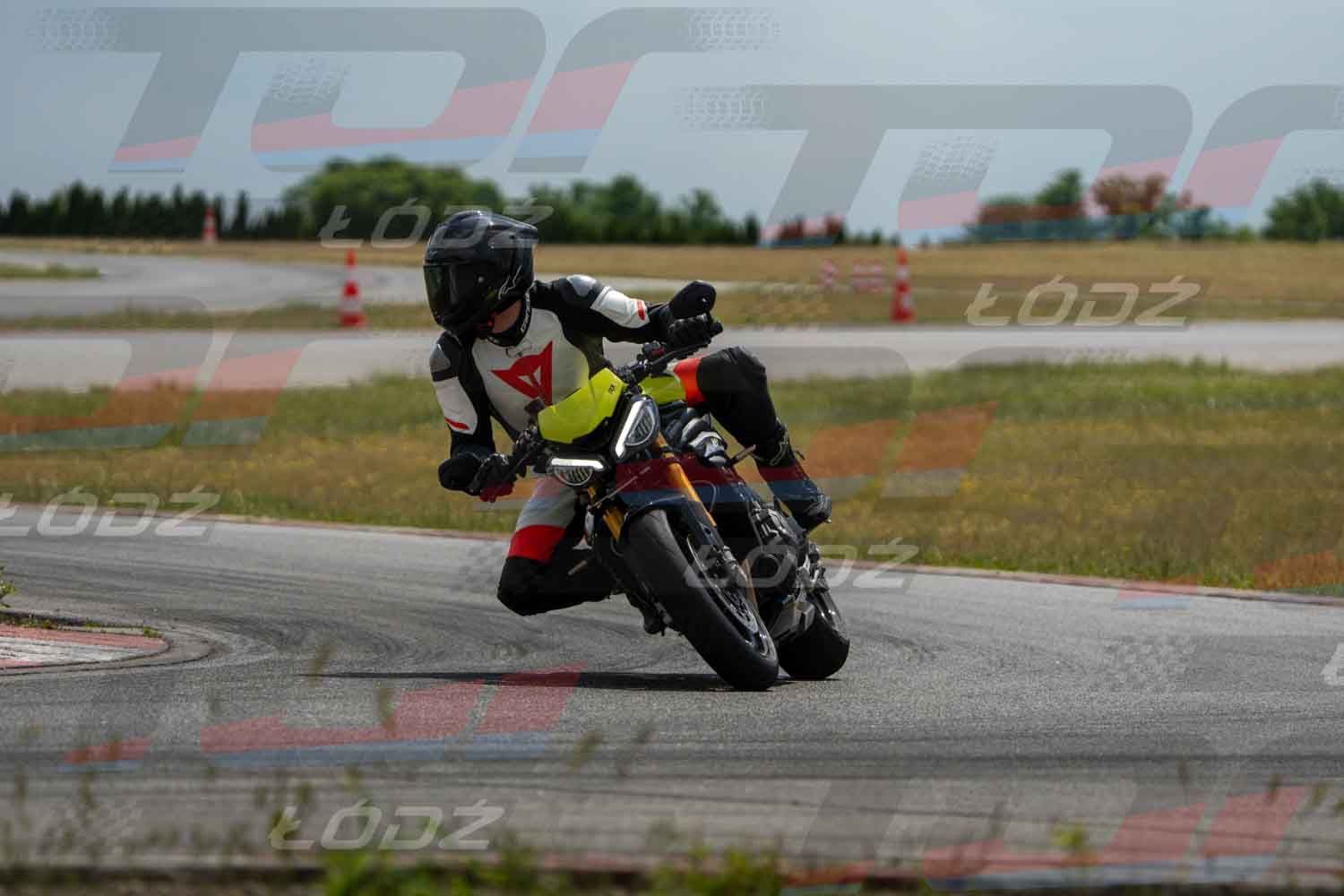 010626TDmoto-15.jpg