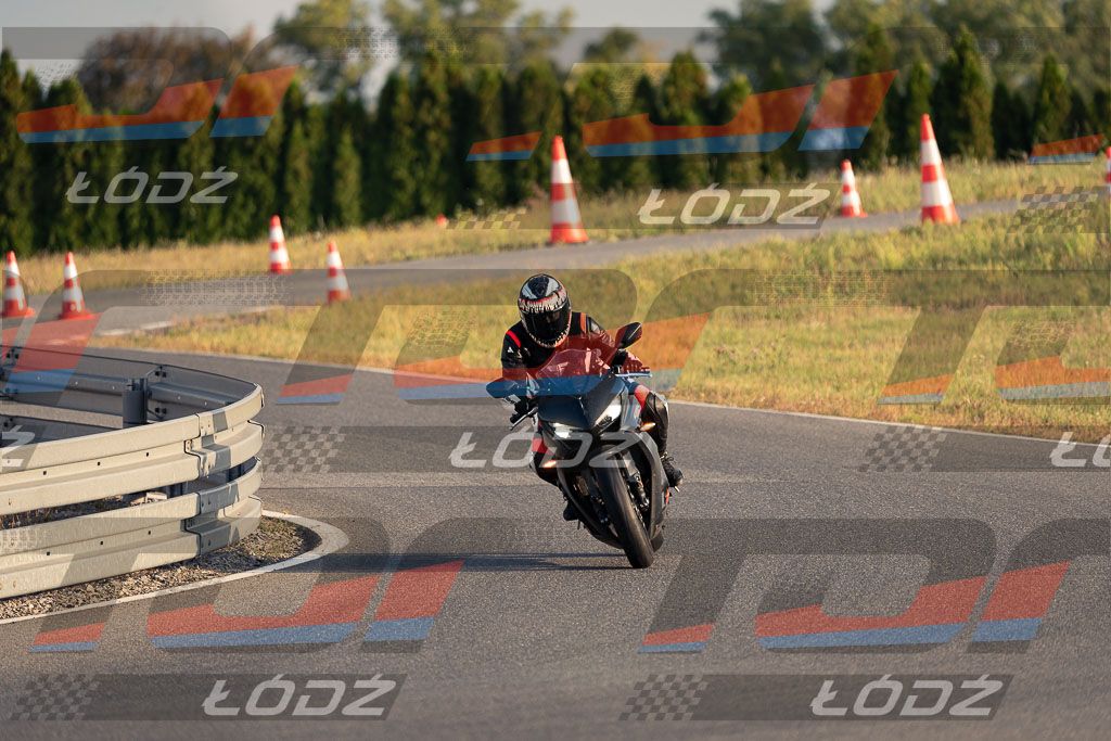 26.09.12 TM-4037.jpg