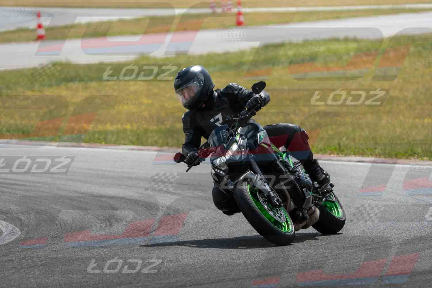 010626TDmoto-3.jpg