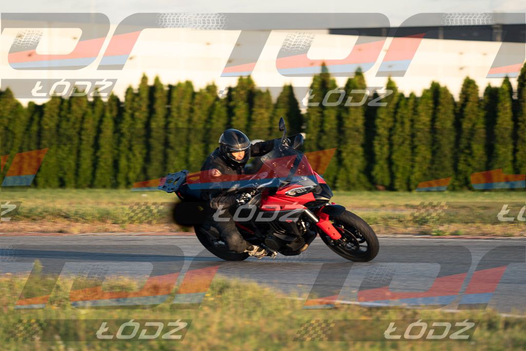 26.09.06 TM-2665.jpg