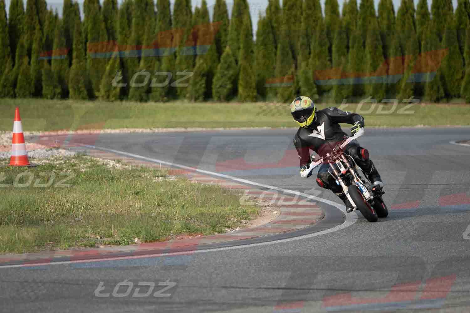 040526trackday-57.jpg