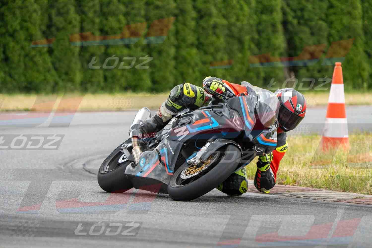 010626TDmoto-142.jpg