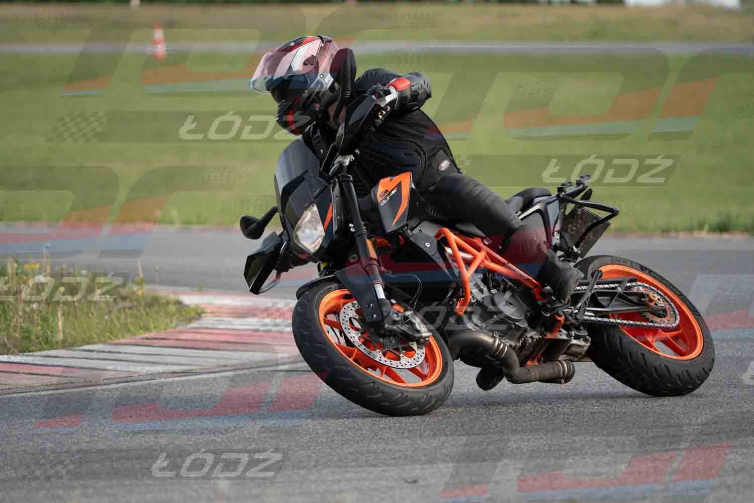 040526trackday-127.jpg