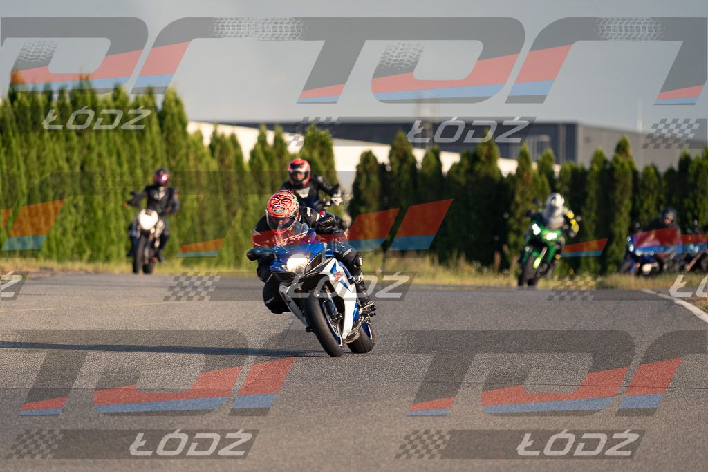 26.09.12 TM-4051.jpg
