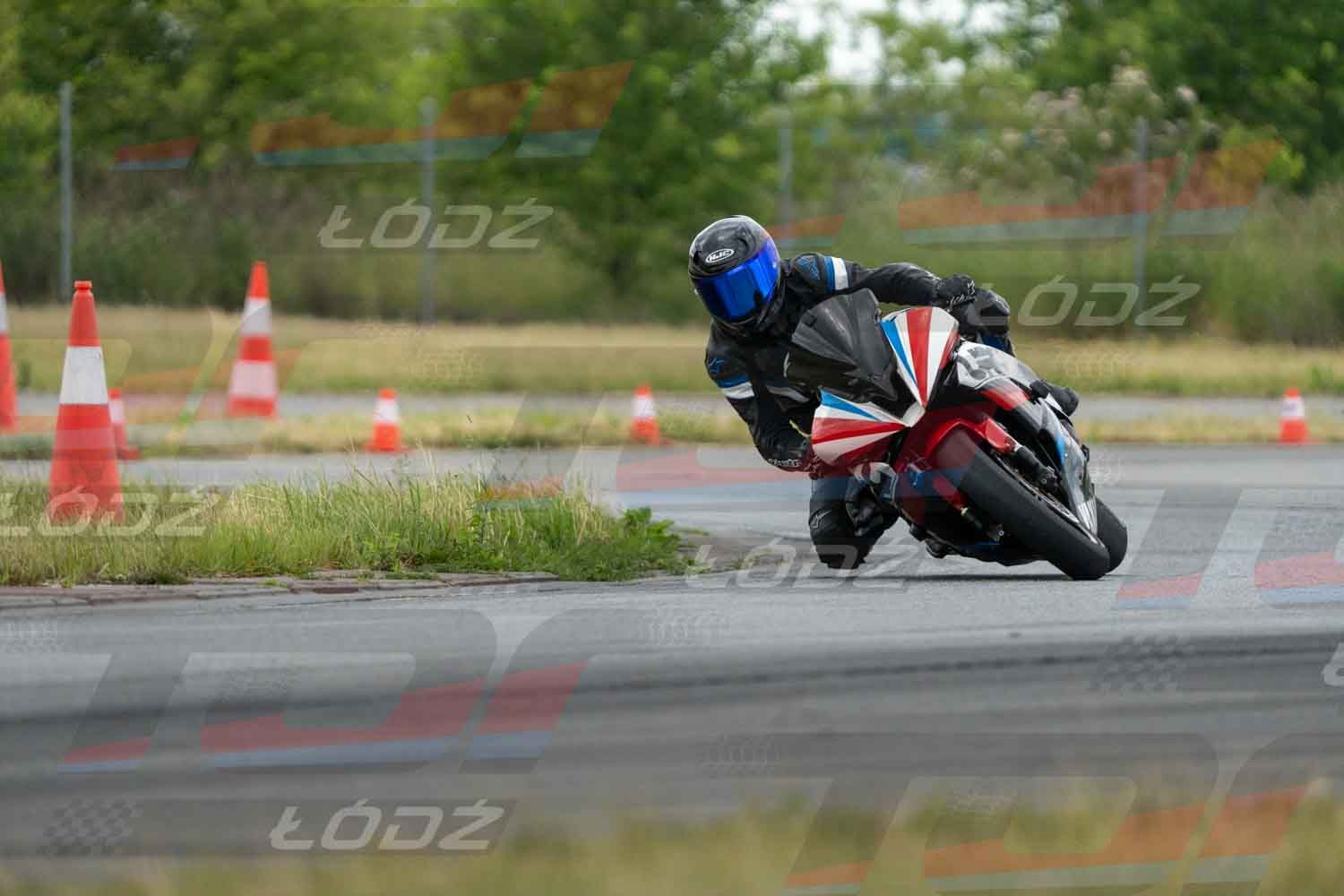 010626TDmoto-125.jpg