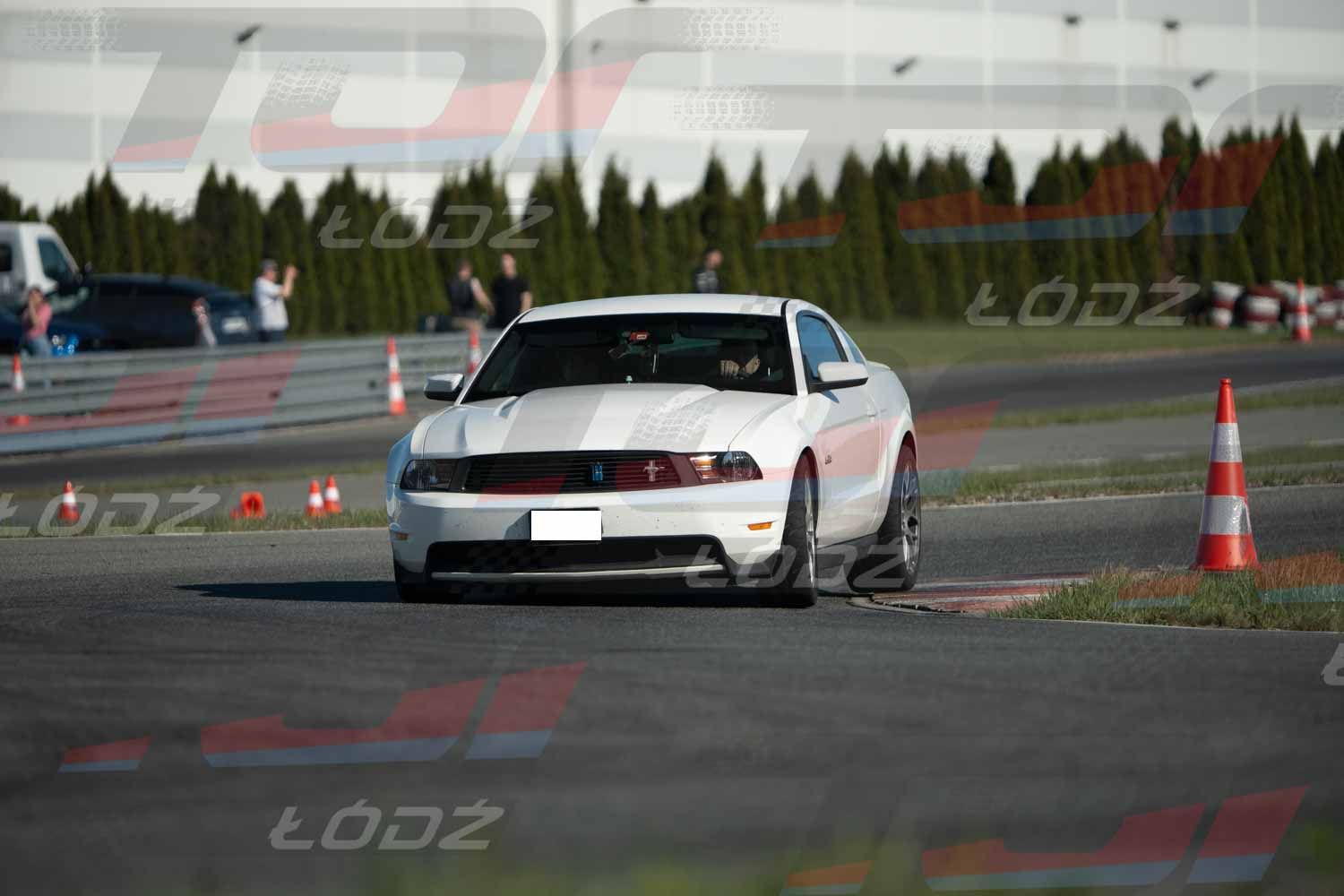 010526TDauto-43.jpg