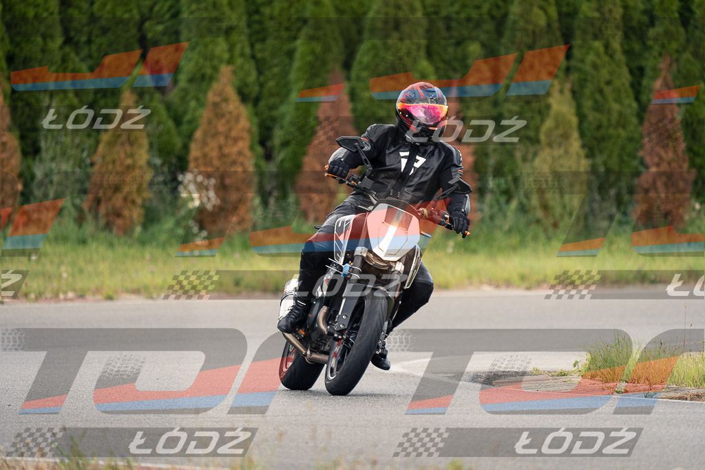 26.09.12 TM-3599.jpg