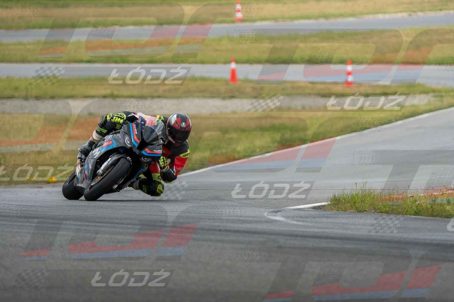010626TDmoto-108.jpg