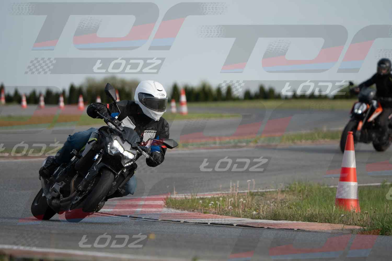 040526trackday-23.jpg