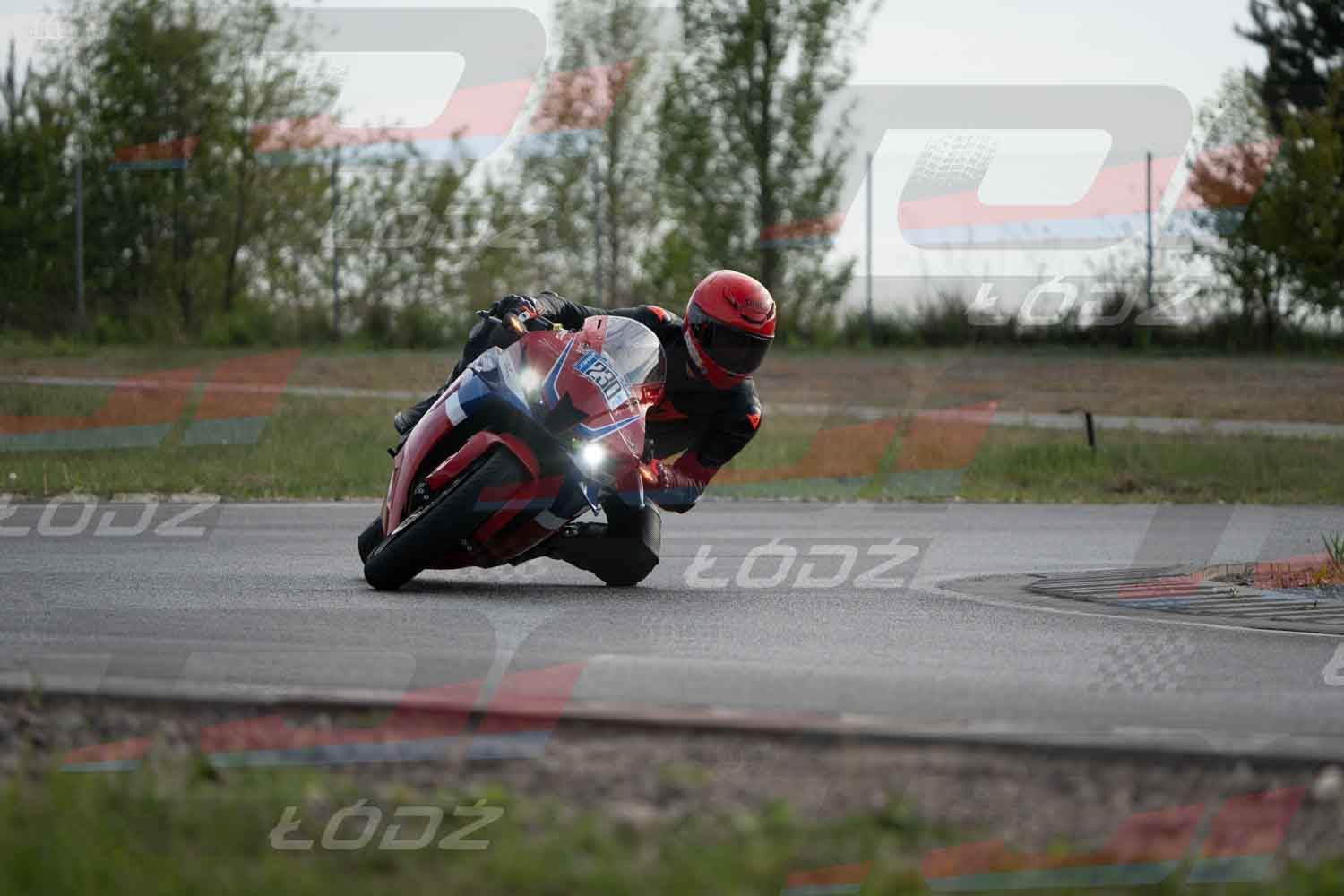 040526trackday-167.jpg