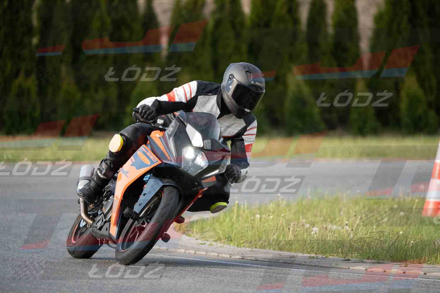 040526trackday-100.jpg