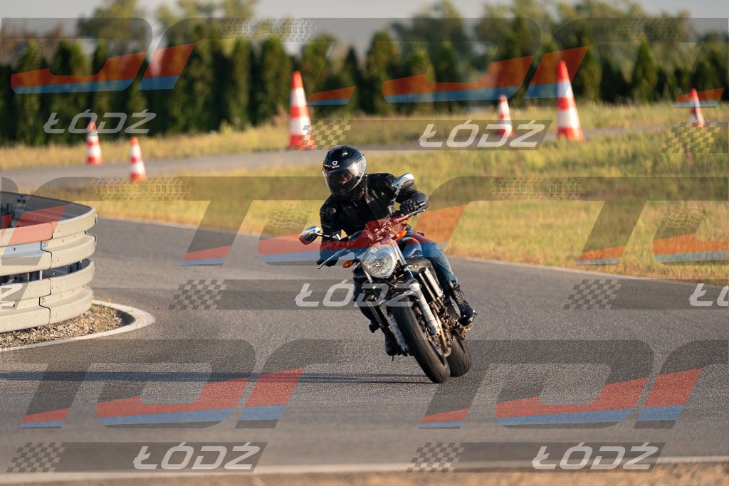 26.09.12 TM-4016.jpg